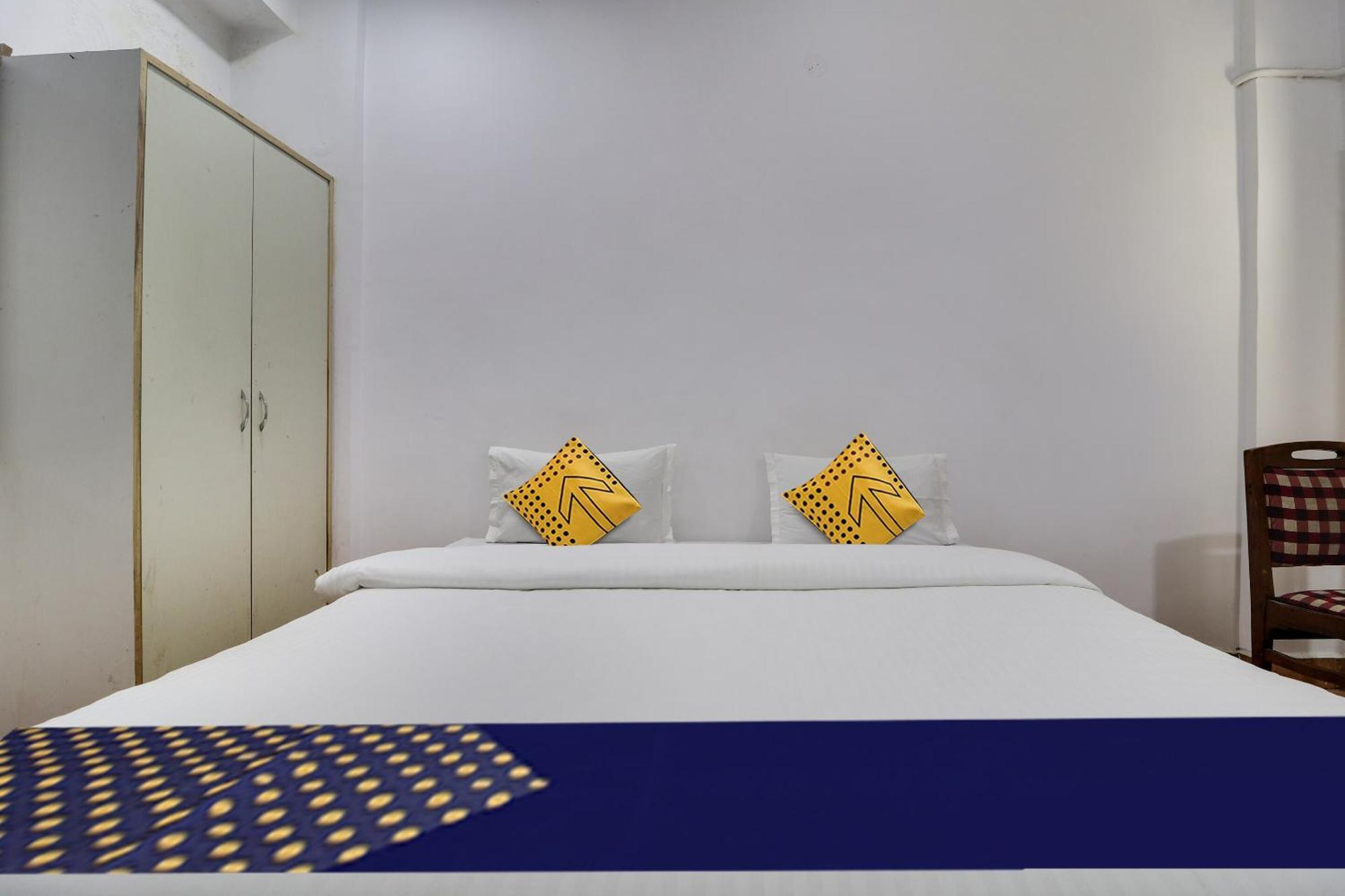 Spot On Apsara Hotel Hyderabad Exterior photo