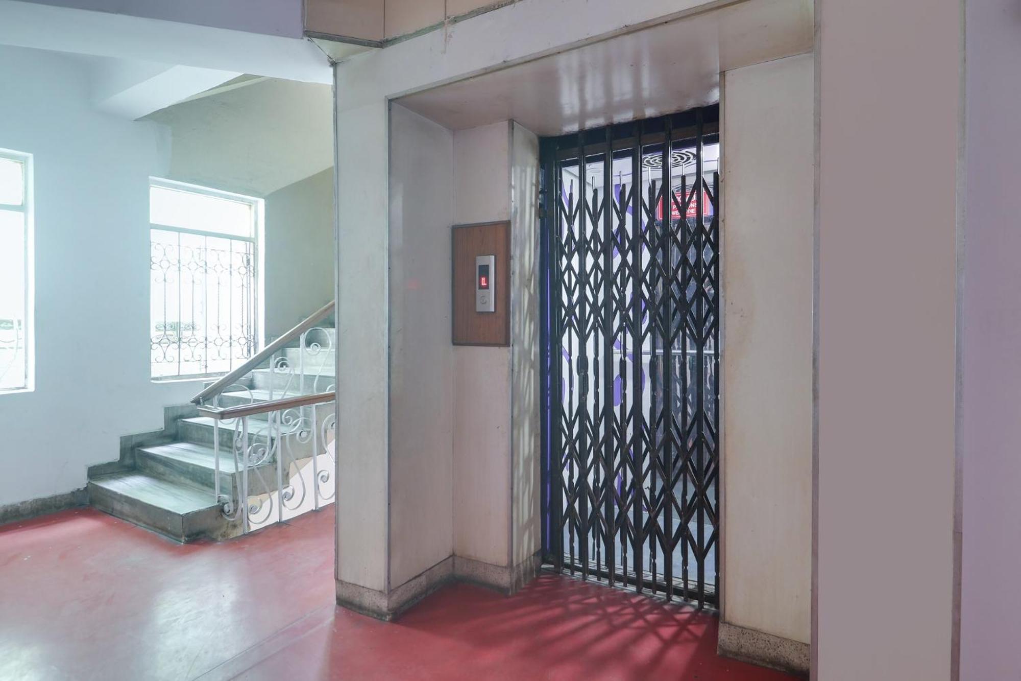 Spot On Apsara Hotel Hyderabad Exterior photo